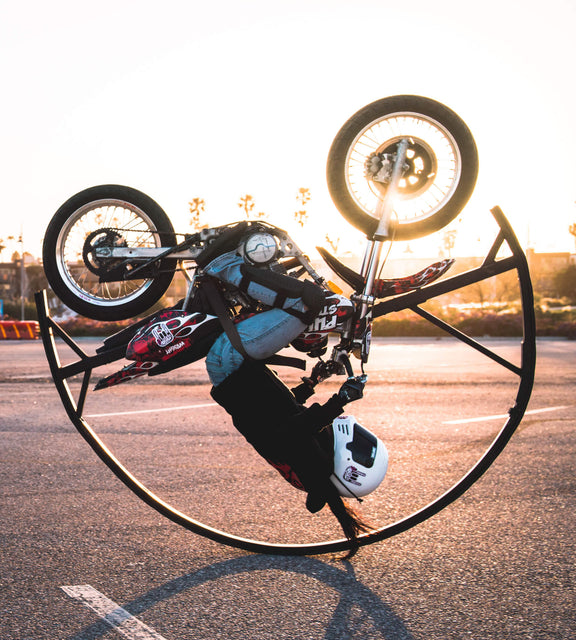 Seth Stunt Rider MEET THE DELLA CREW STUNT RIDERS – Della Crew Co.